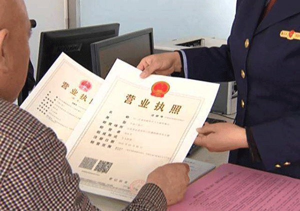 如何保證西安西瑪電機(jī)在使用過程中的維護(hù)保養(yǎng)。