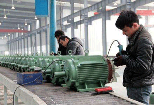 三相異步電動機在運轉(zhuǎn)中突然停止運行是怎么回事？