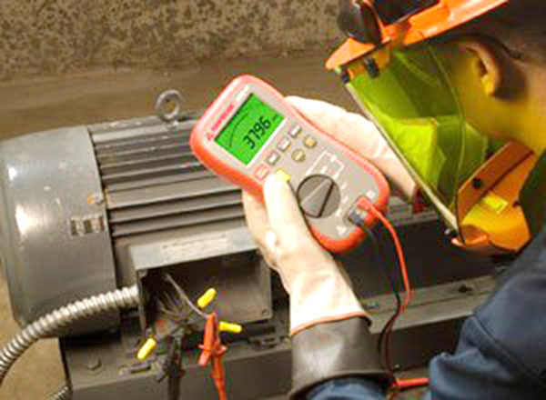 頻率為60Hz的電機(jī)能否連接到50HZ電源？